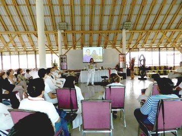 Ofrecemos cursos grupales en Bogotá en medicina holística